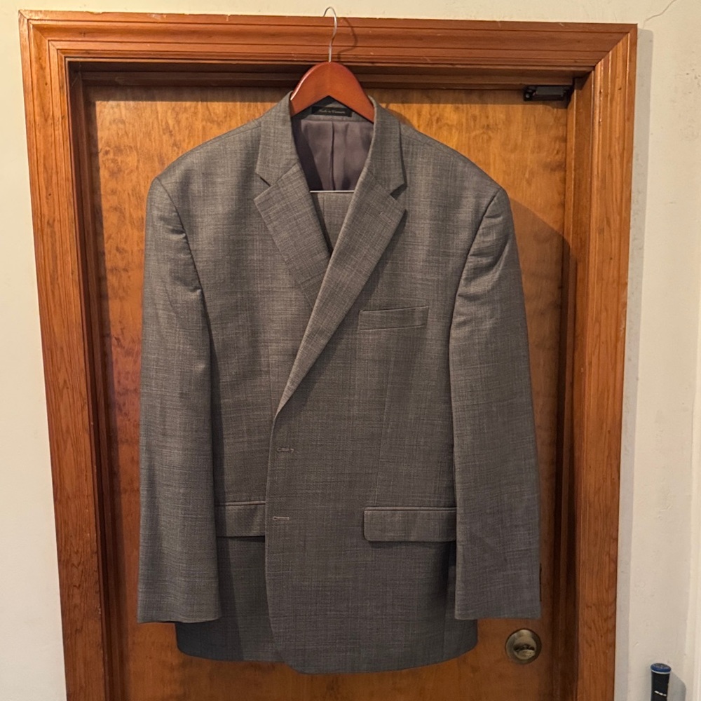 Chaps by Ralph Lauren gray suit size 48R